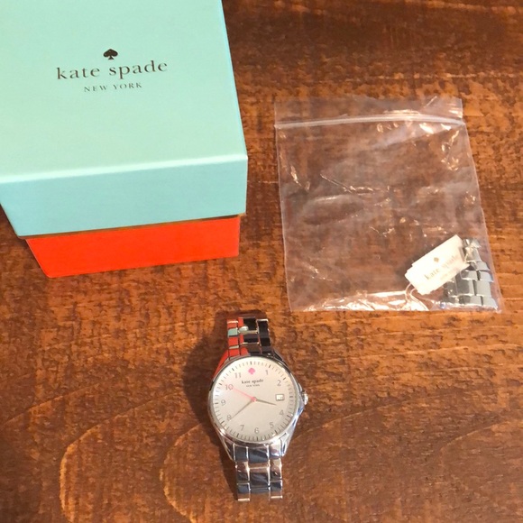 Kate Spade Watch - Picture 3 of 4
